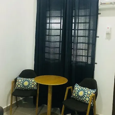 The Idealist Guesthouse Pantai Cenang  Exterior photo